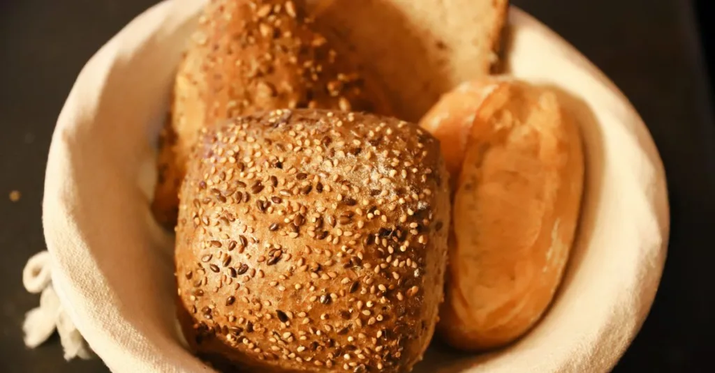 découvrez les différents types de farine, leurs usages en cuisine et comment choisir celle qui convient le mieux à vos recettes.