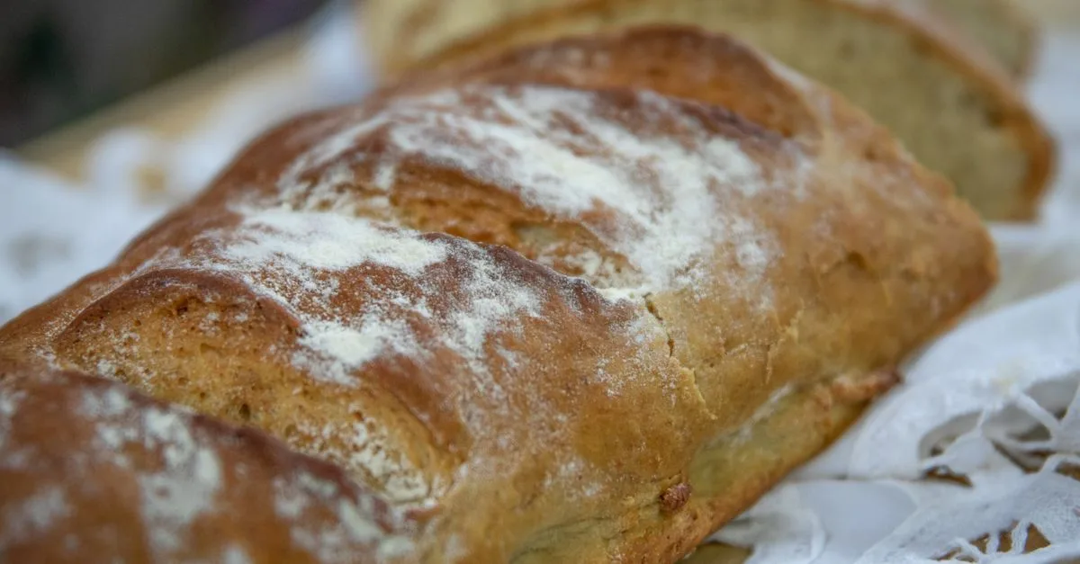 levure de boulanger : ingrédient naturel utilisé pour la fermentation et la cuisson, essentiel pour des pains et pâtisseries moelleux et savoureux.