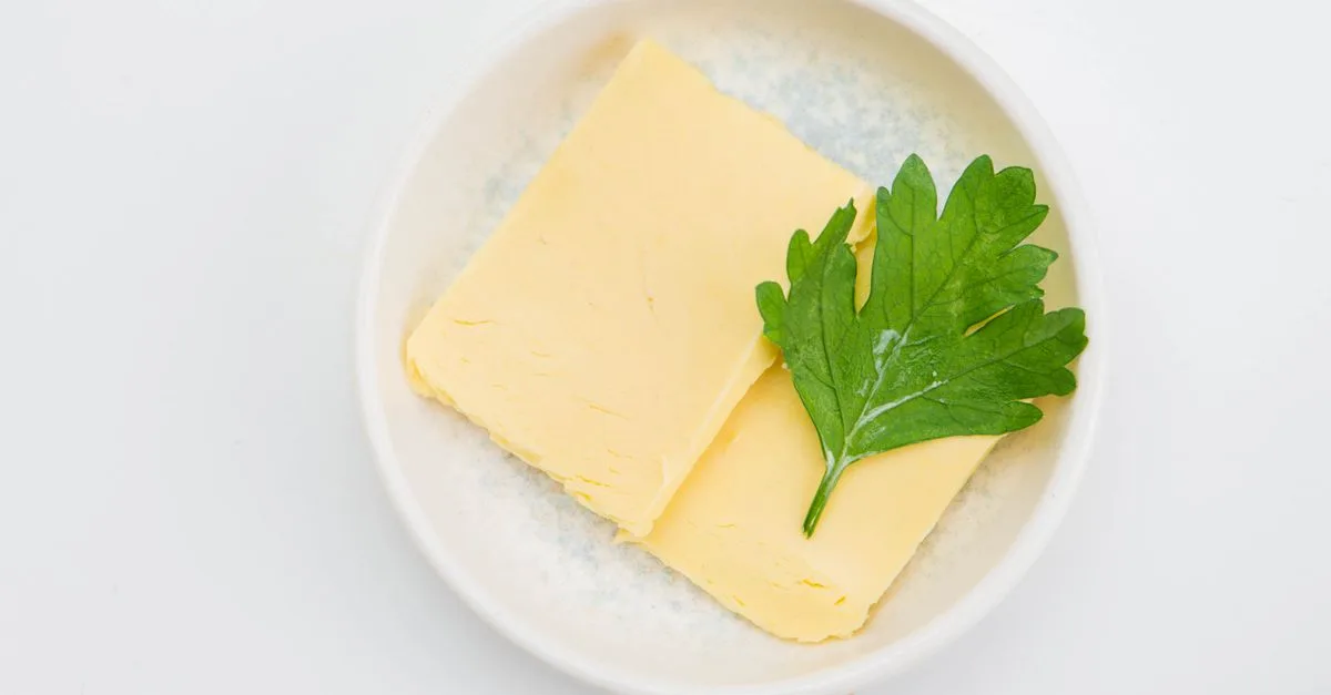 découvrez tout sur le beurre : ses types, usages culinaires et bienfaits pour une alimentation savoureuse et équilibrée.