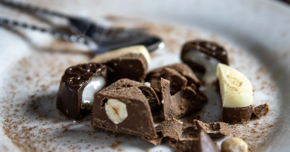 découvrez tout sur le chocolat : histoire, recettes gourmandes, bienfaits et astuces pour savourer ce plaisir sucré incontournable.
