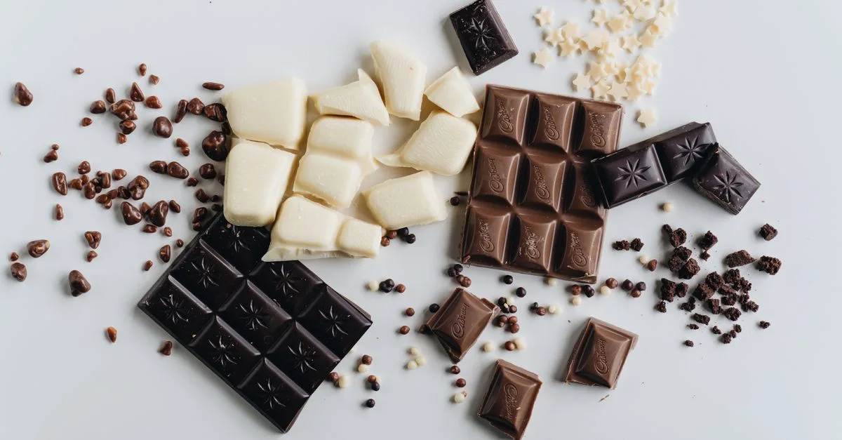 découvrez le phénomène fascinant du chocolate blooming : comment le chocolat change d'apparence et de texture, et comment l'éviter pour savourer toute sa gourmandise.