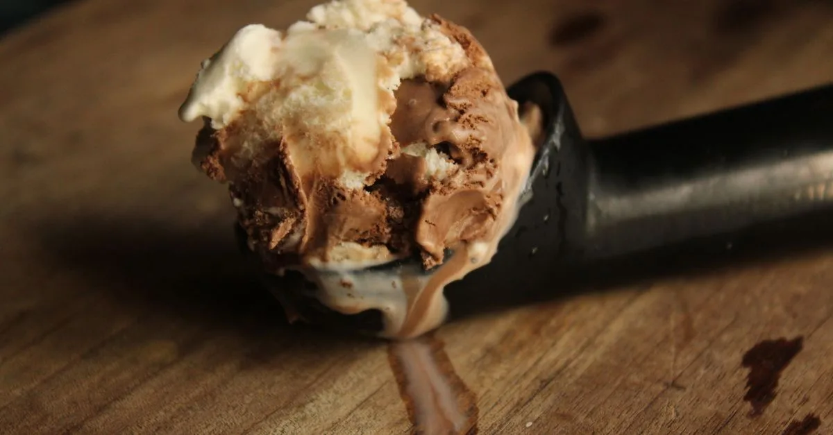 découvrez comment faire fondre parfaitement le chocolat pour vos recettes gourmandes, conseils et astuces pour un résultat lisse et brillant.