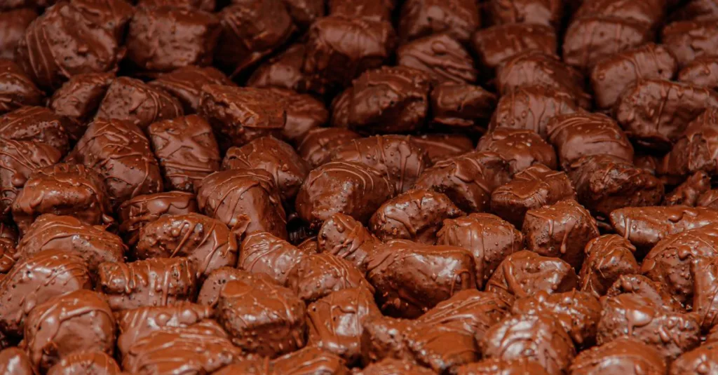 découvrez notre recette maison de chocolat, simple et délicieuse, pour régaler vos papilles avec un chocolat fait maison.