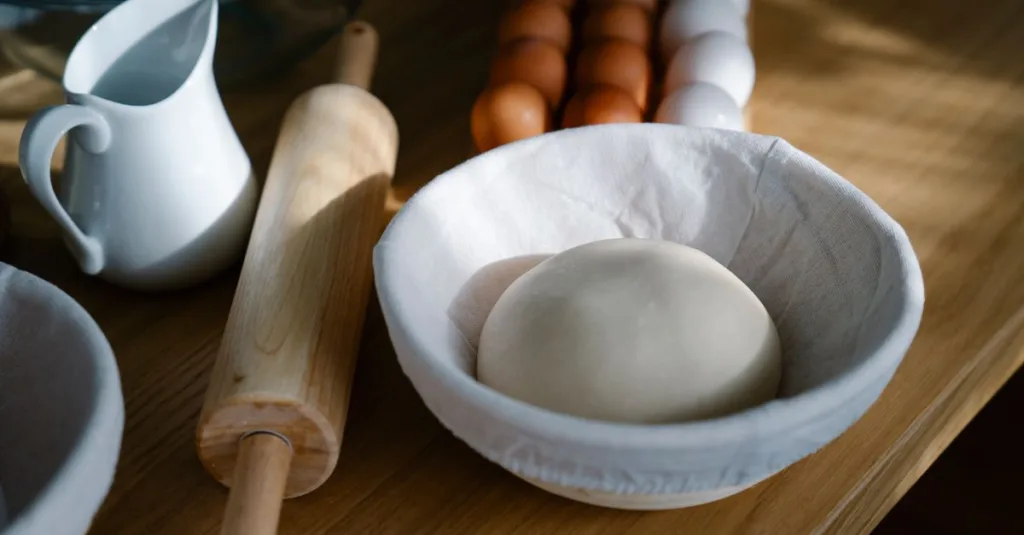 découvrez les causes et solutions liées à la pâte trop fermentée pour éviter des problèmes de texture et de goût dans vos préparations boulangères.