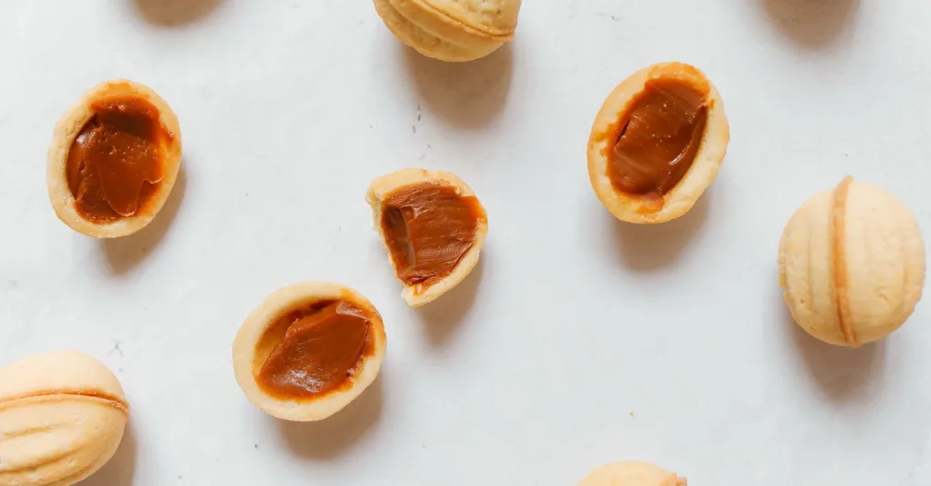 découvrez des astuces efficaces pour prévenir la cristallisation du caramel et obtenir une texture lisse et parfaite à chaque préparation.