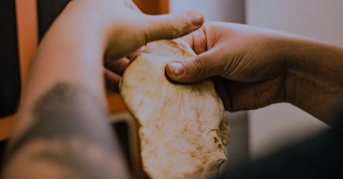 découvrez tout ce qu'il faut savoir sur la levure : ses types, utilisations en cuisine et en fermentation, ainsi que ses bienfaits pour la santé.